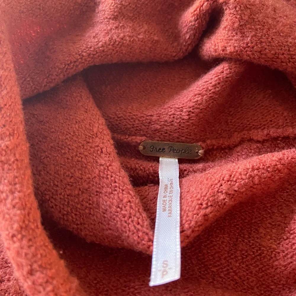 Free People mock neck sweater - Picture 2 of 2